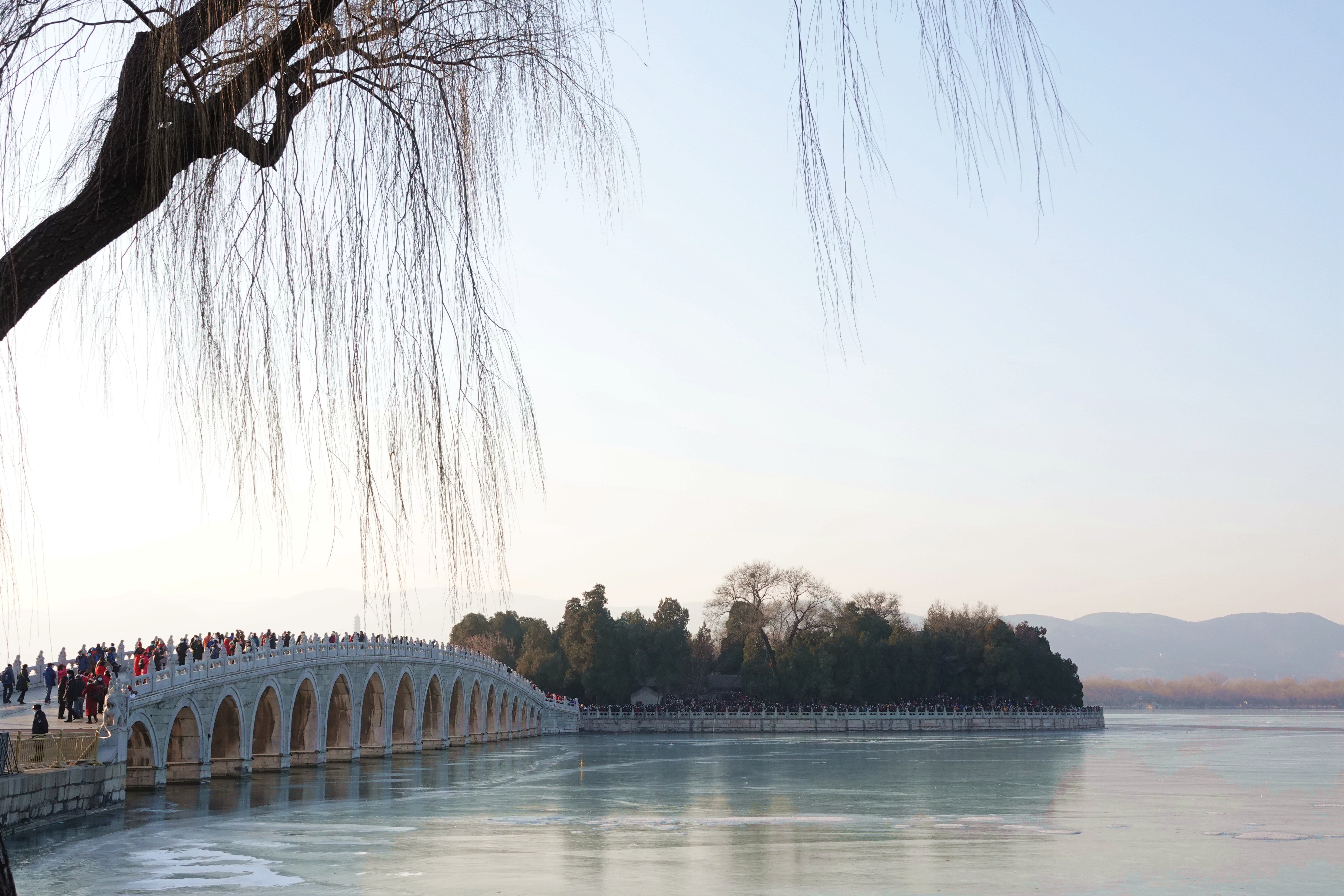 久久久精品国产亚洲成人满18免费网站