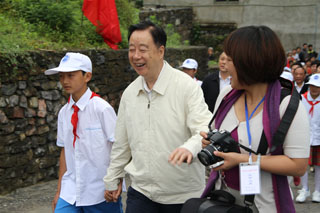 久久久精品国产亚洲成人满18免费网站