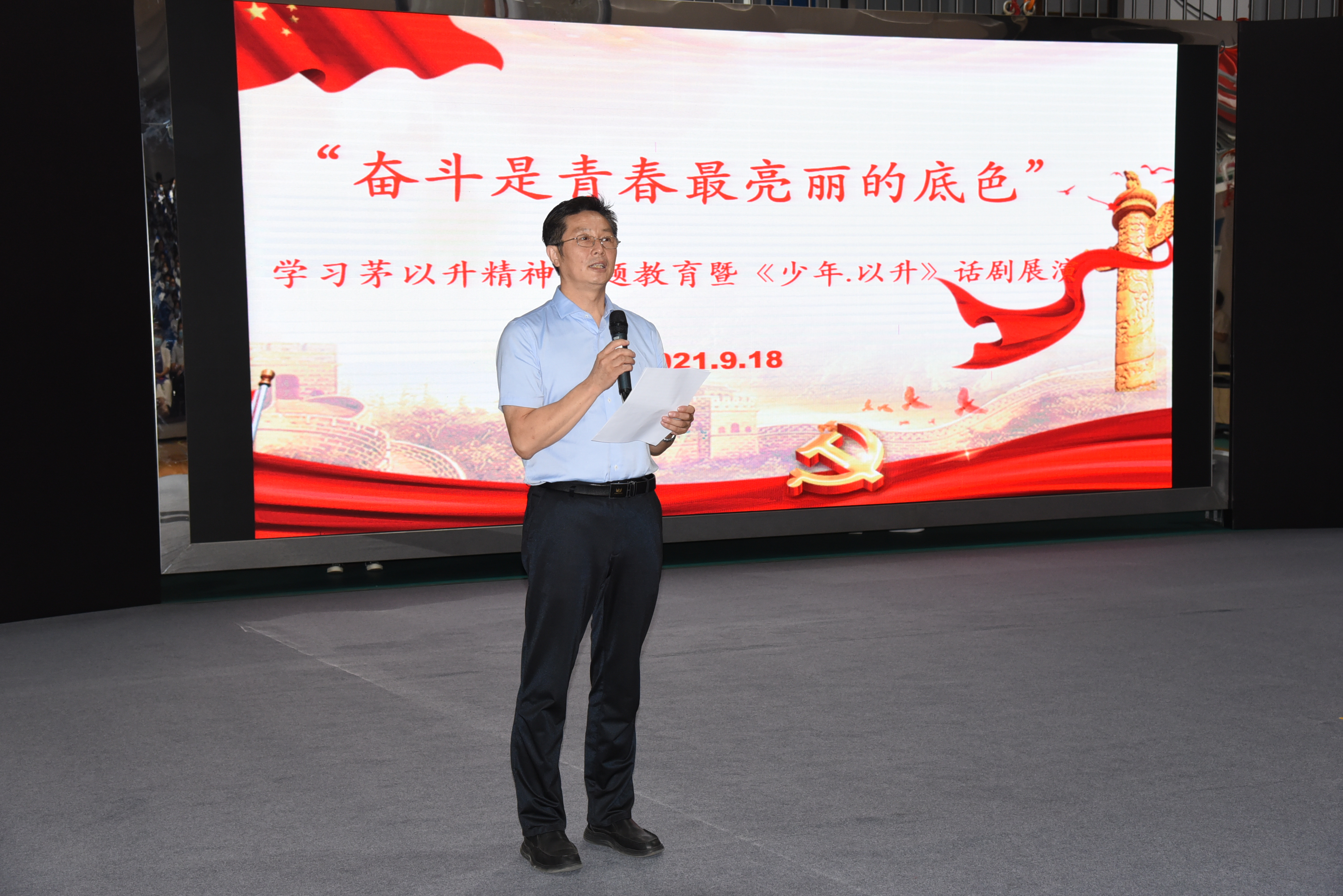 久久久精品国产亚洲成人满18免费网站