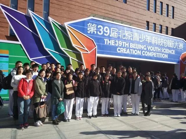 久久久精品国产亚洲成人满18免费网站