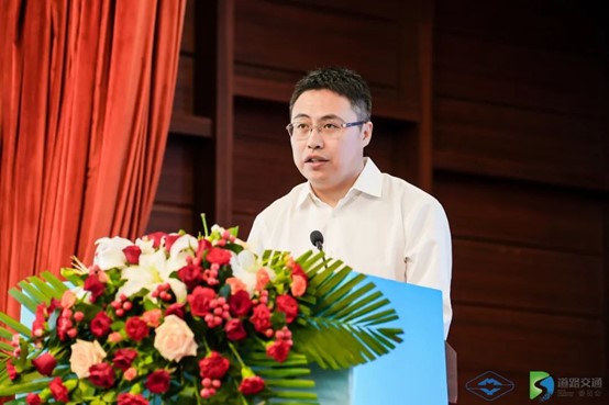 久久久精品国产亚洲成人满18免费网站