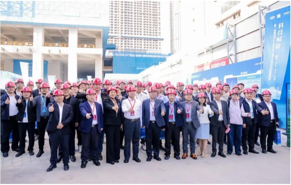 久久久精品国产亚洲成人满18免费网站