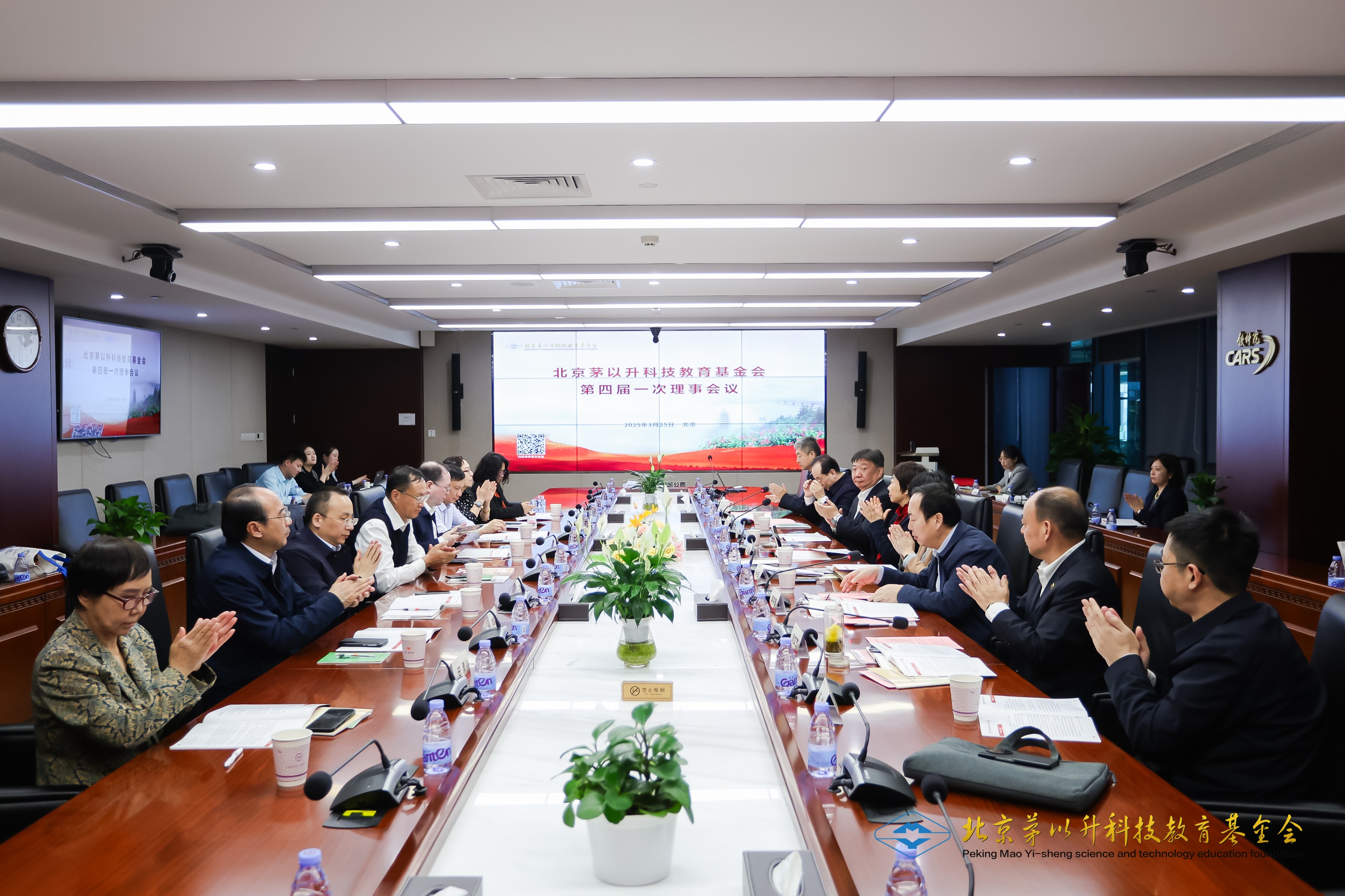 久久久精品国产亚洲成人满18免费网站