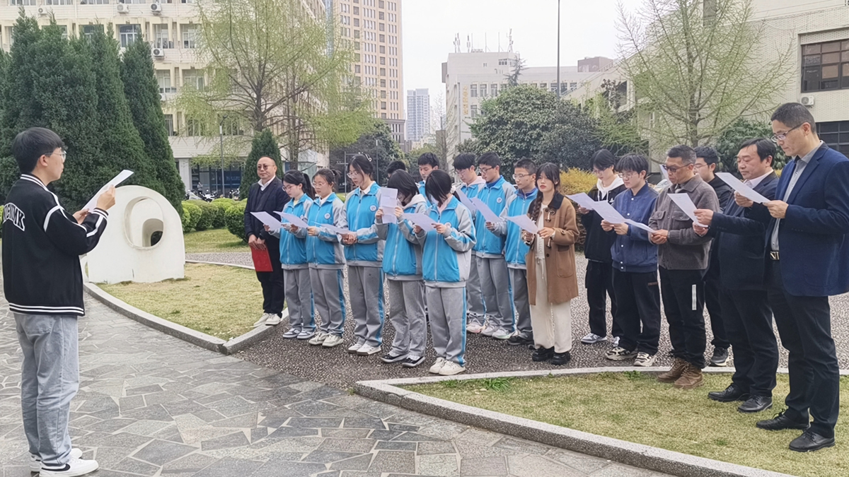 久久久精品国产亚洲成人满18免费网站