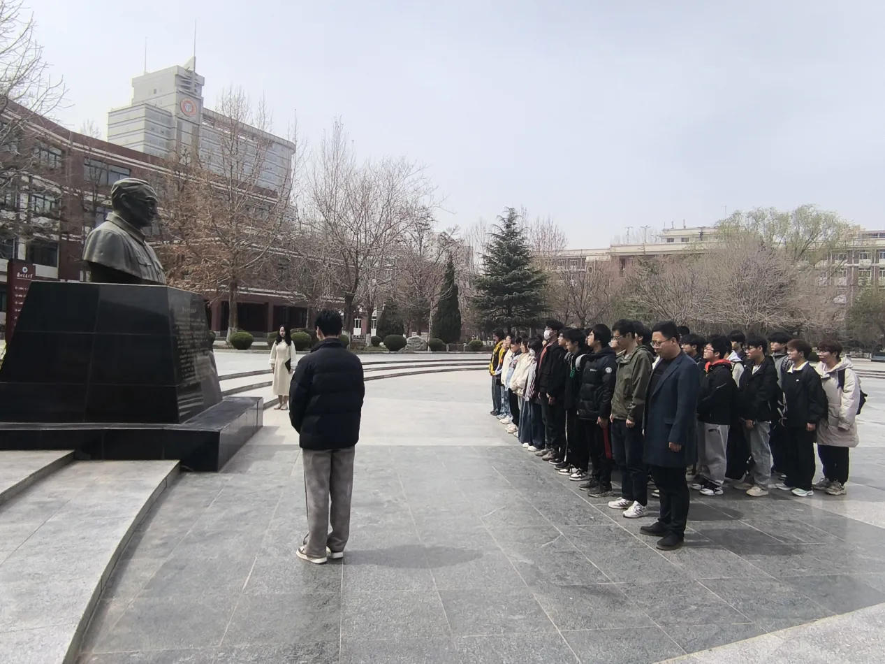 久久久精品国产亚洲成人满18免费网站