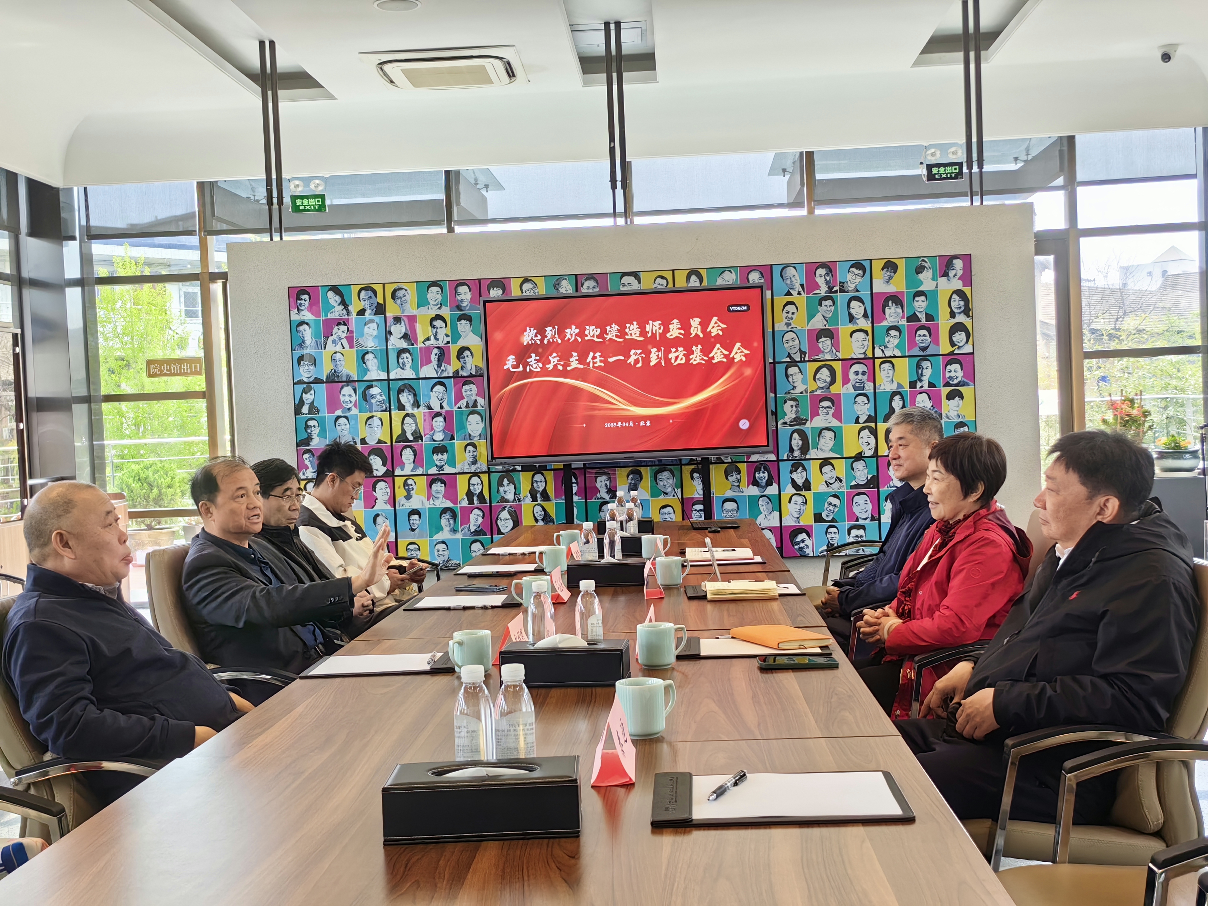 久久久精品国产亚洲成人满18免费网站