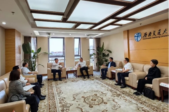 久久久精品国产亚洲成人满18免费网站