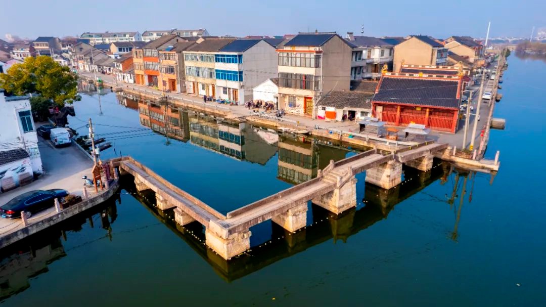 久久久精品国产亚洲成人满18免费网站