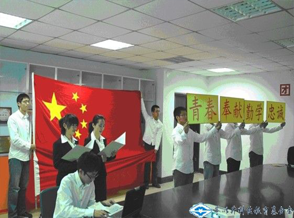 久久久精品国产亚洲成人满18免费网站