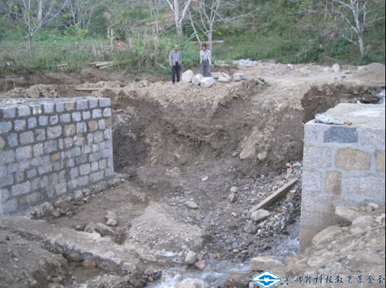 久久久精品国产亚洲成人满18免费网站