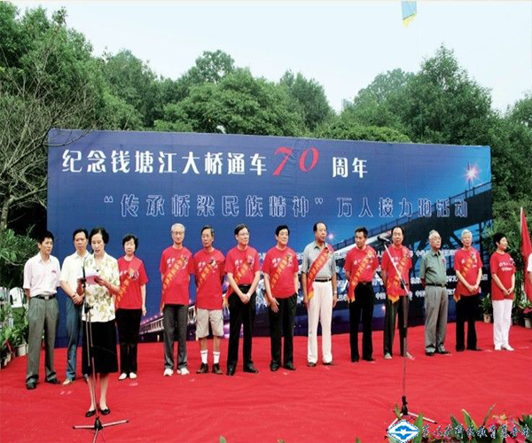 久久久精品国产亚洲成人满18免费网站