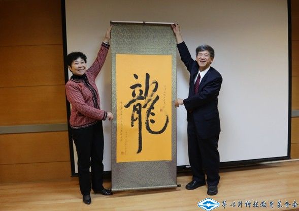 久久久精品国产亚洲成人满18免费网站