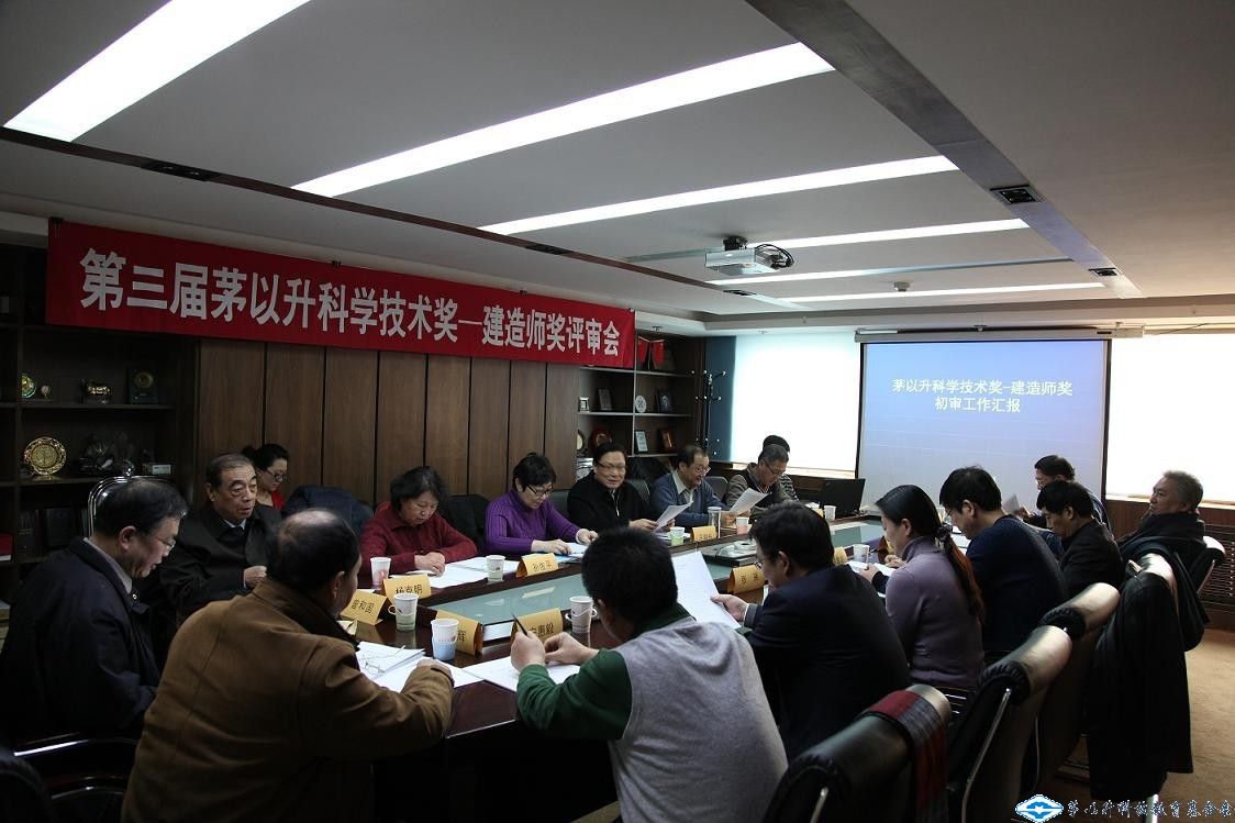 久久久精品国产亚洲成人满18免费网站