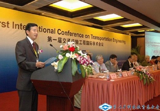 久久久精品国产亚洲成人满18免费网站