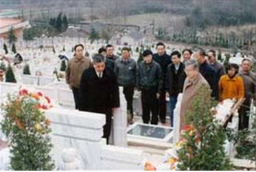 久久久精品国产亚洲成人满18免费网站