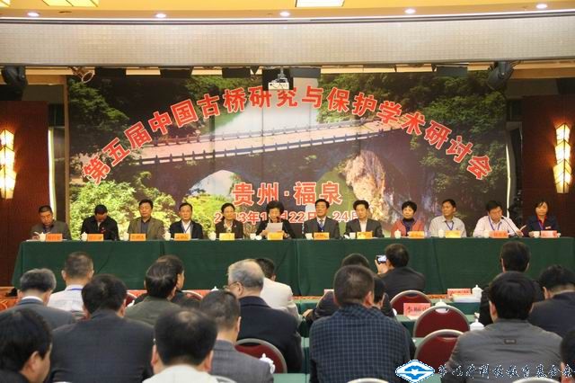 久久久精品国产亚洲成人满18免费网站