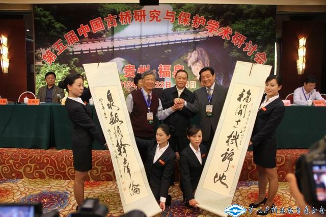 久久久精品国产亚洲成人满18免费网站