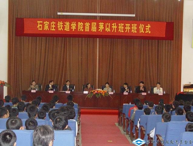 久久久精品国产亚洲成人满18免费网站