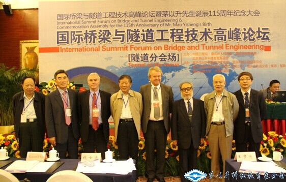 久久久精品国产亚洲成人满18免费网站