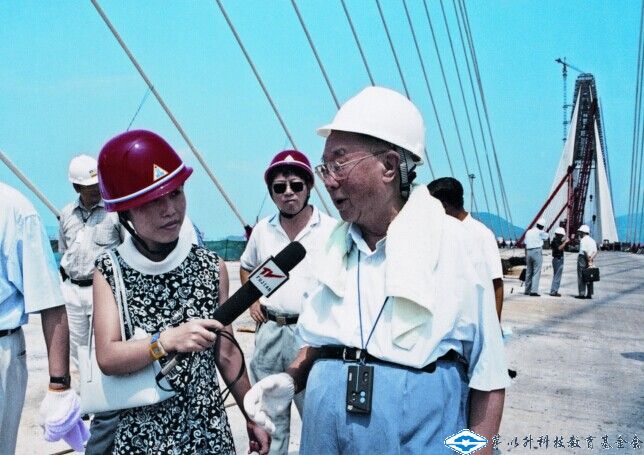 久久久精品国产亚洲成人满18免费网站