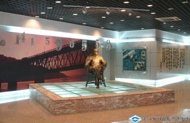 久久久精品国产亚洲成人满18免费网站