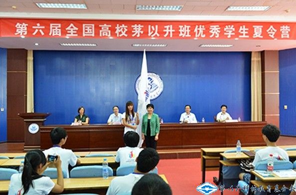 久久久精品国产亚洲成人满18免费网站