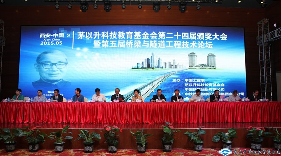 久久久精品国产亚洲成人满18免费网站