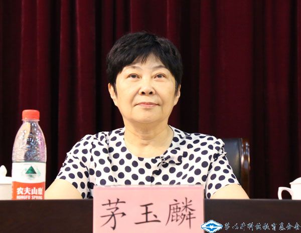 久久久精品国产亚洲成人满18免费网站