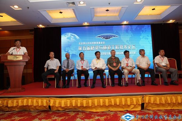 久久久精品国产亚洲成人满18免费网站