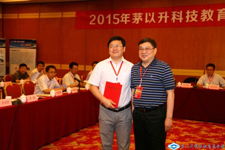 久久久精品国产亚洲成人满18免费网站