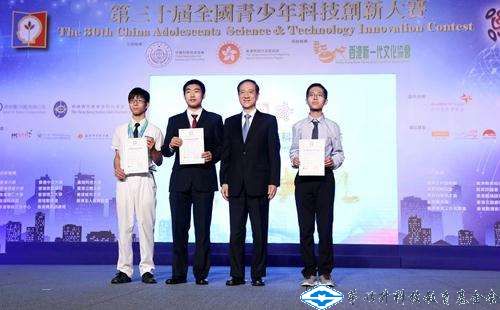 久久久精品国产亚洲成人满18免费网站