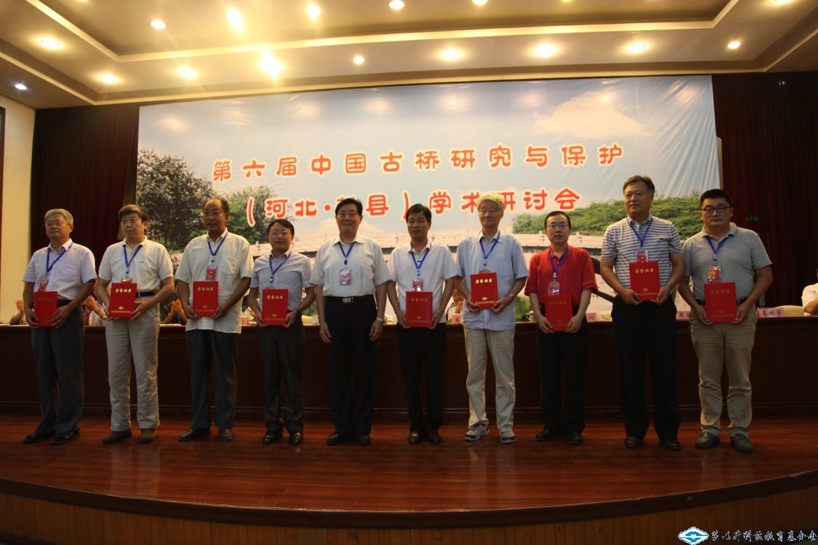 久久久精品国产亚洲成人满18免费网站