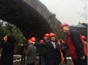 久久久精品国产亚洲成人满18免费网站