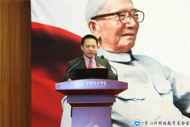 久久久精品国产亚洲成人满18免费网站