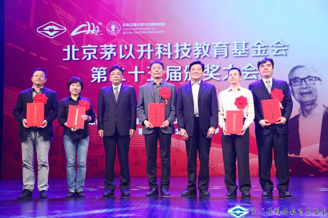 久久久精品国产亚洲成人满18免费网站