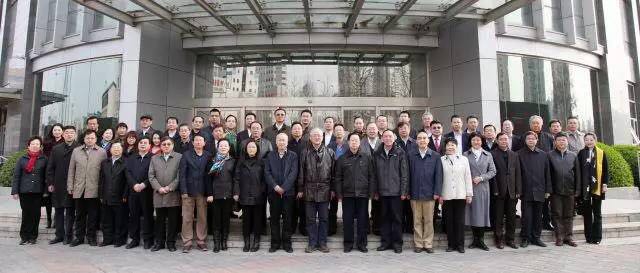 久久久精品国产亚洲成人满18免费网站