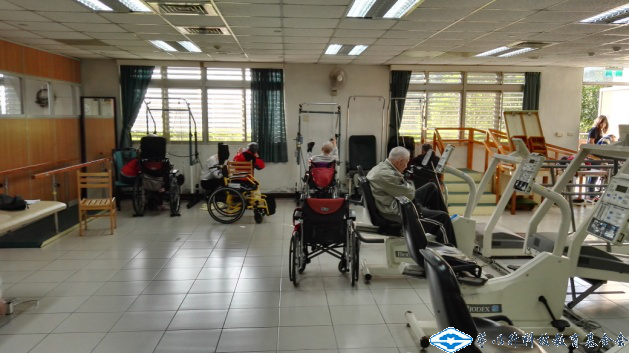 久久久精品国产亚洲成人满18免费网站