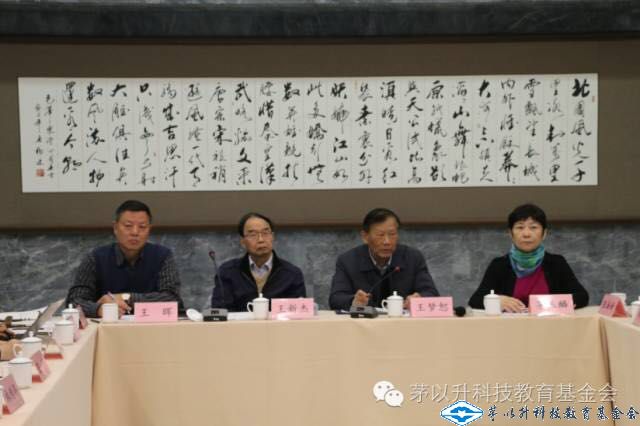 久久久精品国产亚洲成人满18免费网站