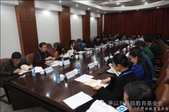 久久久精品国产亚洲成人满18免费网站