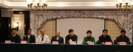 久久久精品国产亚洲成人满18免费网站