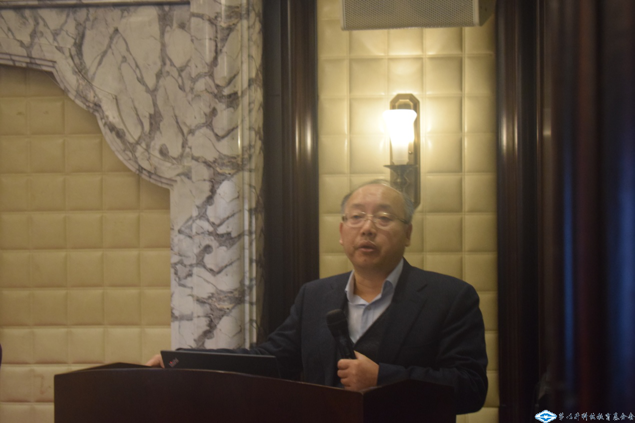 久久久精品国产亚洲成人满18免费网站