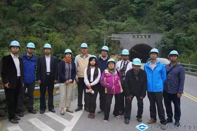 久久久精品国产亚洲成人满18免费网站