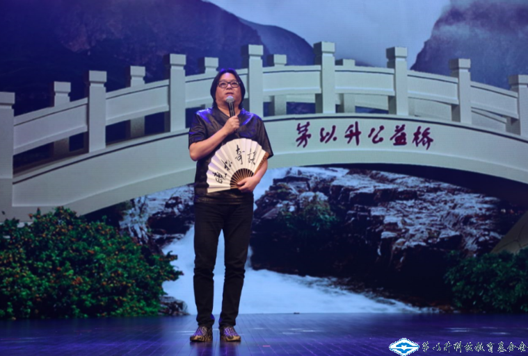 久久久精品国产亚洲成人满18免费网站