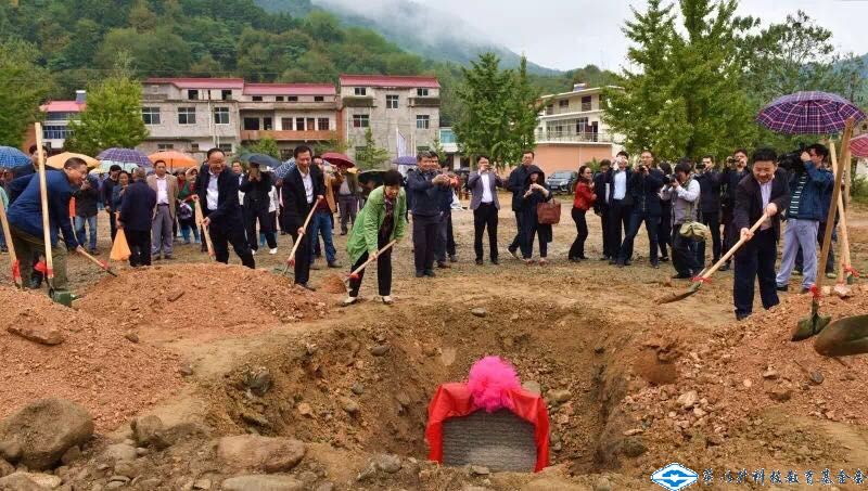 久久久精品国产亚洲成人满18免费网站