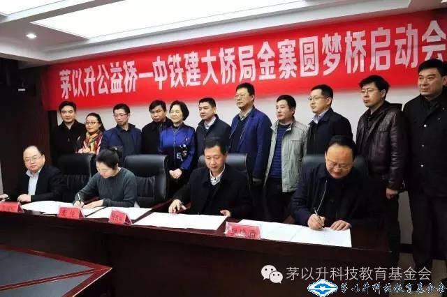 久久久精品国产亚洲成人满18免费网站