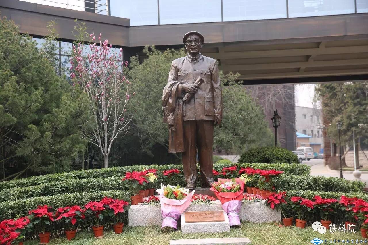 久久久精品国产亚洲成人满18免费网站