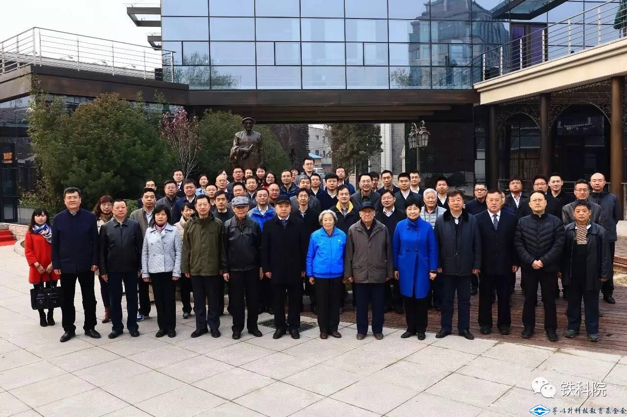 久久久精品国产亚洲成人满18免费网站