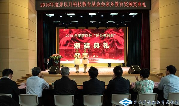 久久久精品国产亚洲成人满18免费网站