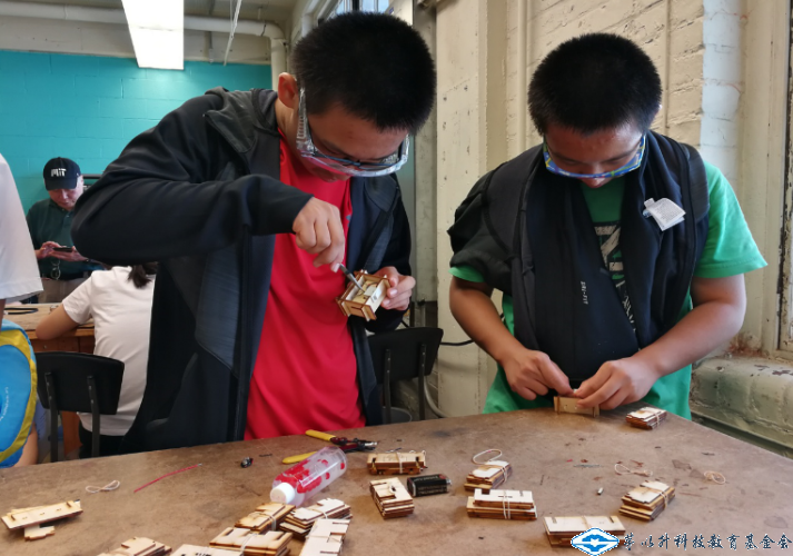 久久久精品国产亚洲成人满18免费网站