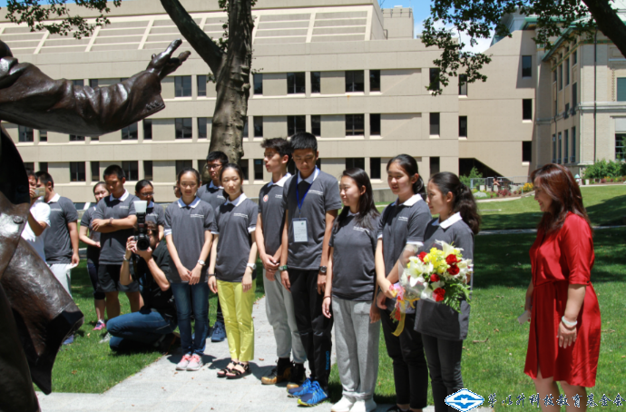 久久久精品国产亚洲成人满18免费网站